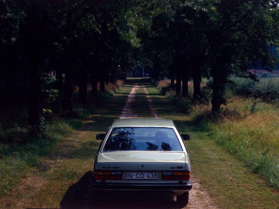  Audi 100 (C2) 1976 года  (WW) (фото 7 из 15)